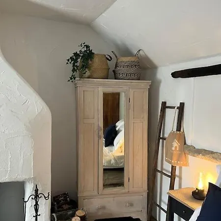 The Nest Quaint Luxury Getaway *