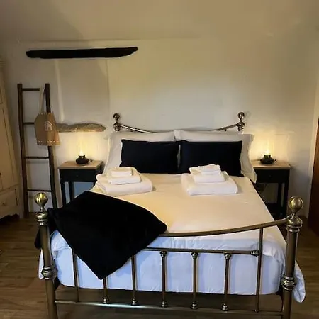 The Nest Quaint Luxury Getaway