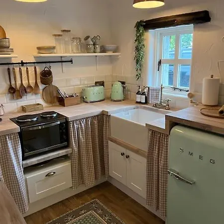 The Nest Quaint Luxury Getaway *