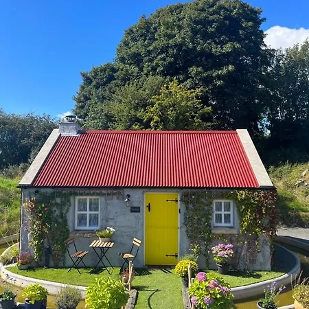 The Nest Quaint Luxury Getaway Holiday home *